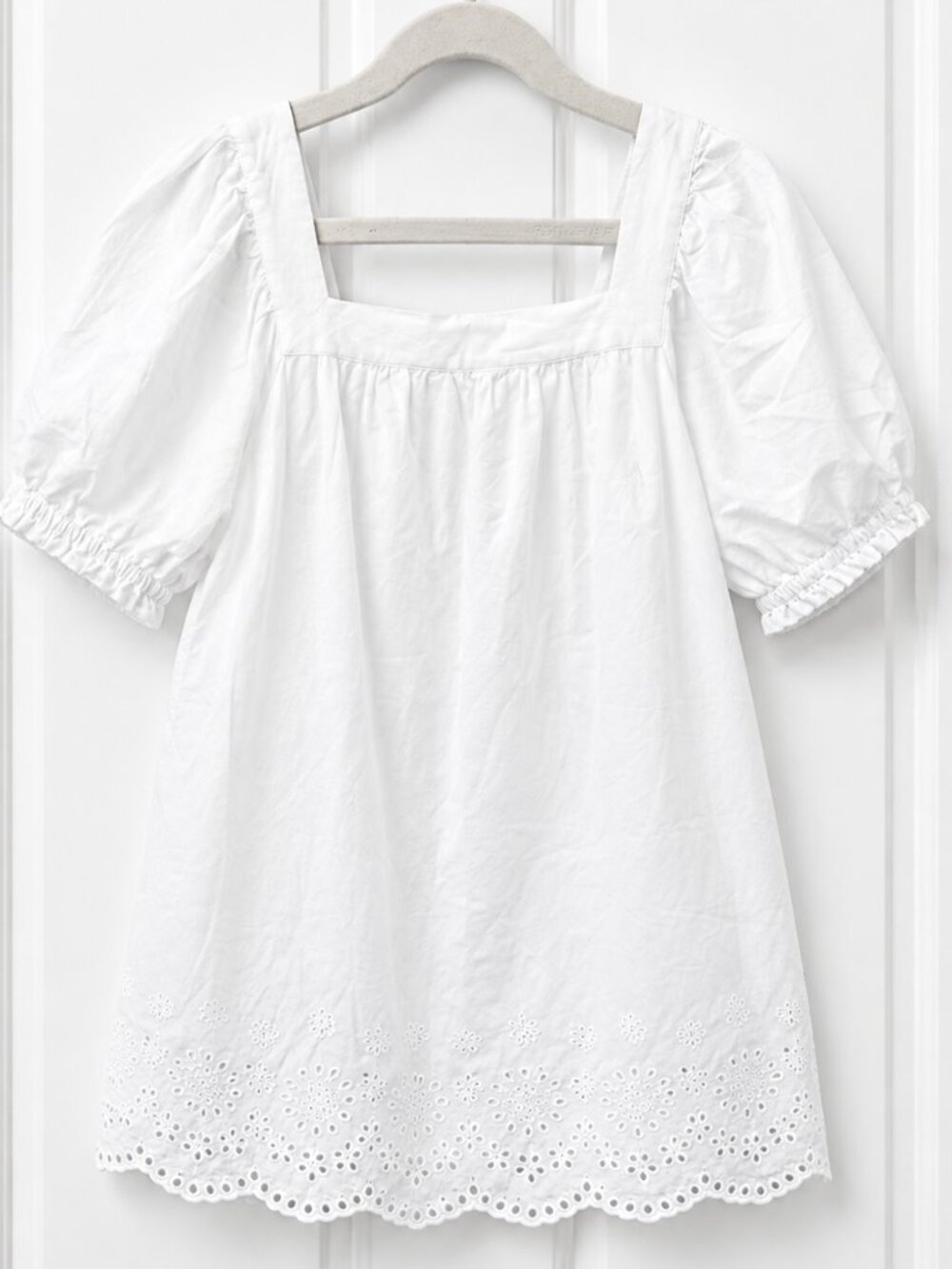 Gap Kids White Puff Sleeve Eyelet Dress - Size S (6-7)